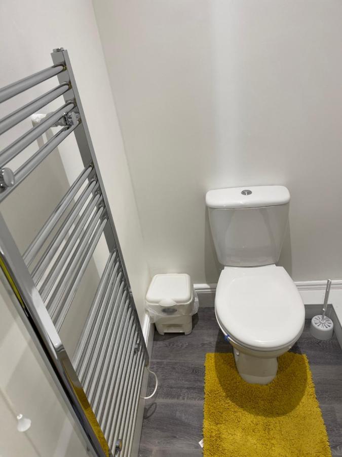Small Room In Horfield 3 布里斯托 外观 照片